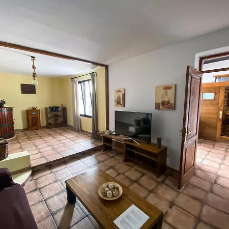 Apartment Apartamento La Bodega Guinate